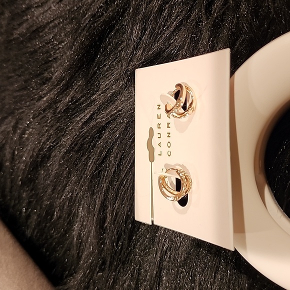 New LC Lauren Conrad Mini Rosetone Hoop Earrings - Picture 4 of 5